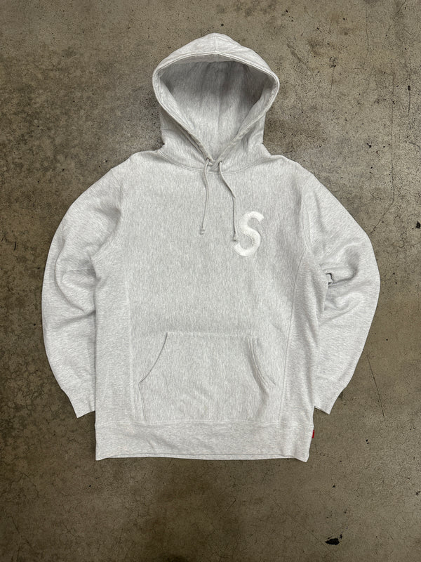 SUPREME Hoodie S logo